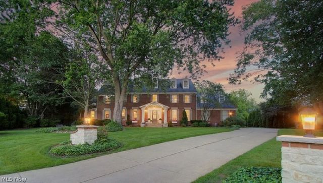 5854 Loma Linda Lane NE, Canton, OH 44721
