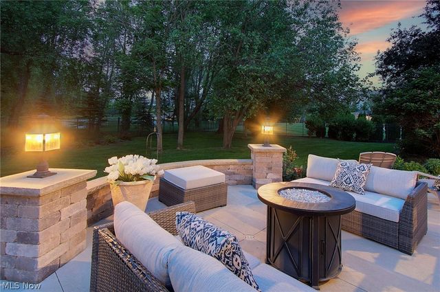 5854 Loma Linda Lane NE, Canton, OH 44721