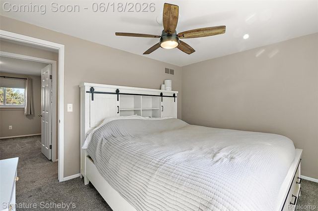 17858 Loranger Street, Clinton Charter Township, MI 48038