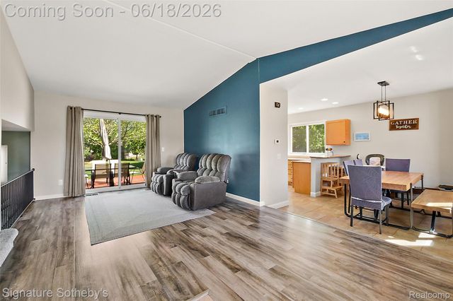 17858 Loranger Street, Clinton Charter Township, MI 48038