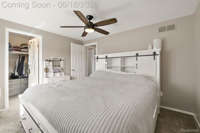 17858 Loranger Street, Clinton Charter Township, MI 48038
