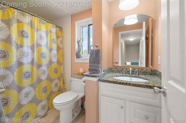 17858 Loranger Street, Clinton Charter Township, MI 48038