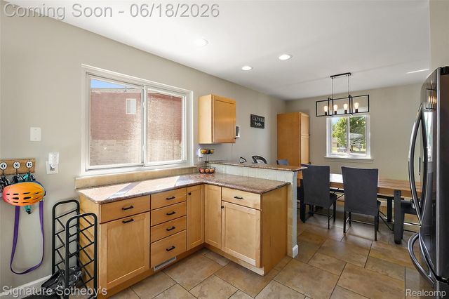 17858 Loranger Street, Clinton Charter Township, MI 48038