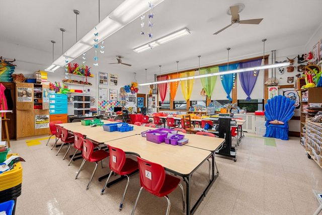 21 Notre Dame Ave, Cambridge, MA 02140