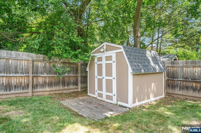280 Davidson Avenue, Ramsey, NJ 07446