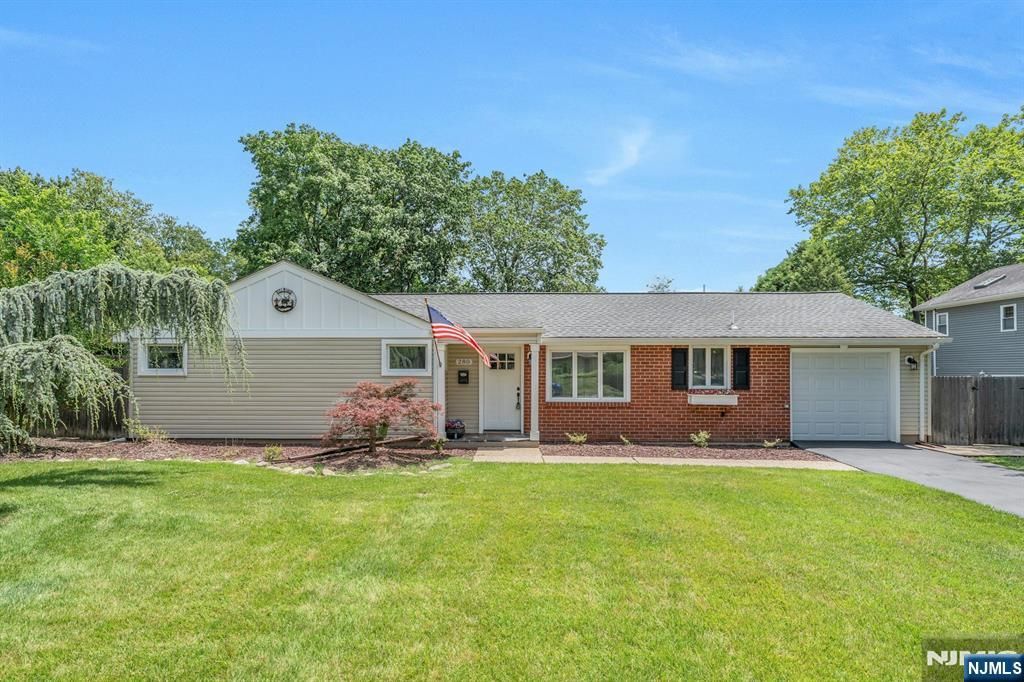 280 Davidson Avenue, Ramsey, NJ 07446