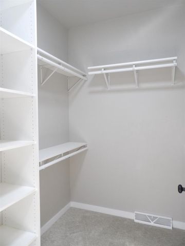 2505 TIPPERARY TRAIL, De Pere, WI 54115