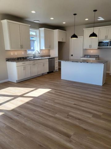 2505 TIPPERARY TRAIL, De Pere, WI 54115