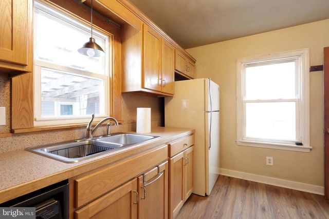 121 HARVEY ST, Pleasant Gap, PA 16823