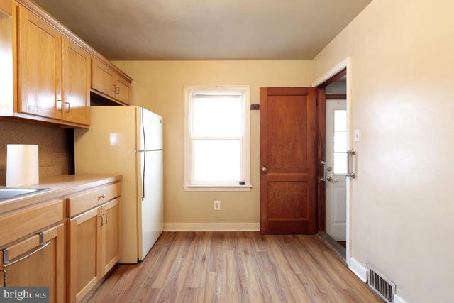 121 HARVEY ST, Pleasant Gap, PA 16823