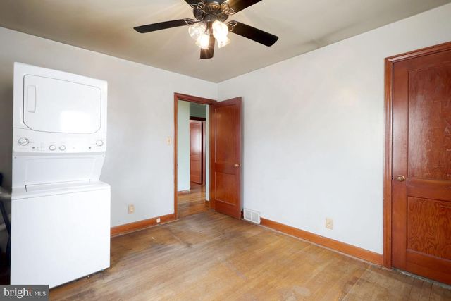 121 HARVEY ST, Pleasant Gap, PA 16823