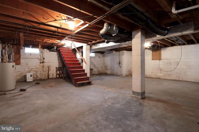 121 HARVEY ST, Pleasant Gap, PA 16823