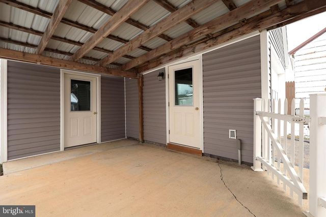 121 HARVEY ST, Pleasant Gap, PA 16823