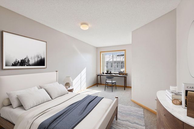 13847 54th Avenue N, Plymouth, MN 55446