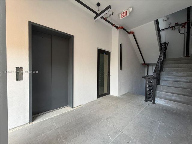 1037 NW 2nd St, Miami, FL 33128