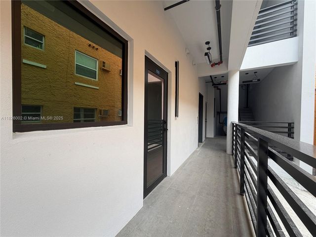 1037 NW 2nd St, Miami, FL 33128