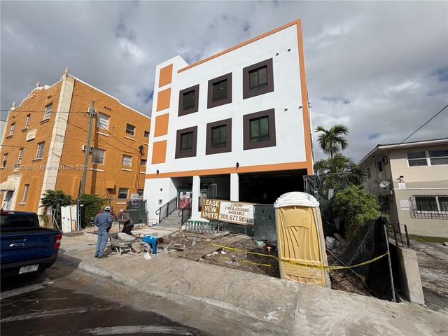 1037 NW 2nd St, Miami, FL 33128