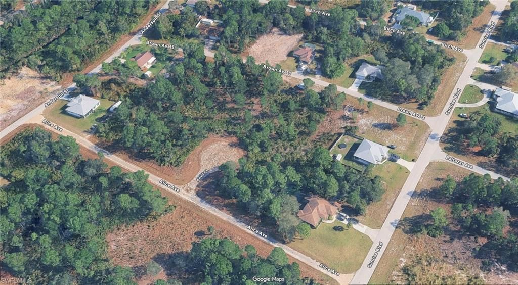 927 Alice CT, LEHIGH ACRES, FL 33974 — photo 3