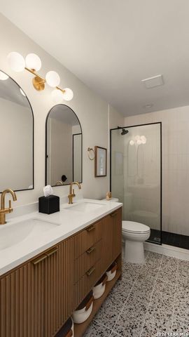 337 W MERRIWEATHER ST, New Braunfels, TX 78130