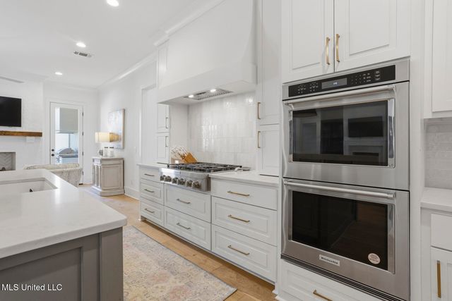 703 Ivywood Court, Madison, MS 39110