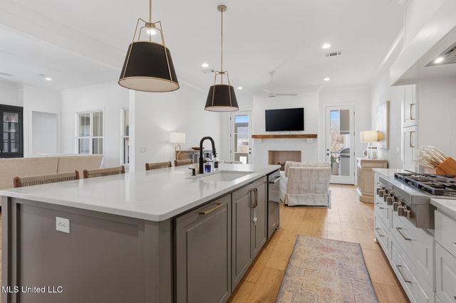 703 Ivywood Court, Madison, MS 39110