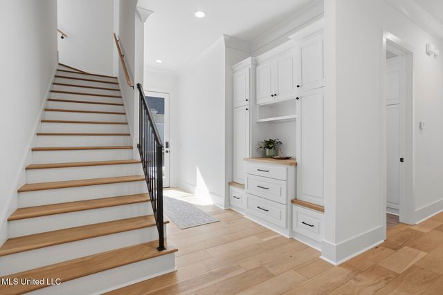 703 Ivywood Court, Madison, MS 39110