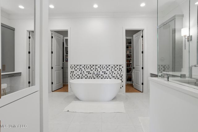 703 Ivywood Court, Madison, MS 39110