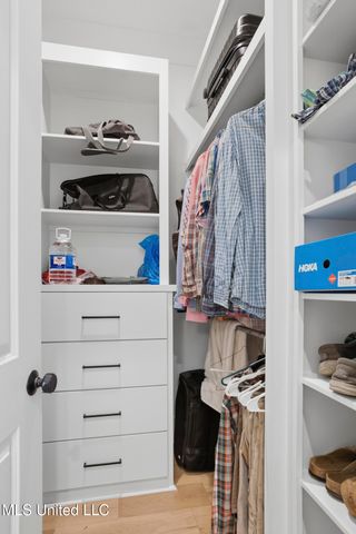 703 Ivywood Court, Madison, MS 39110