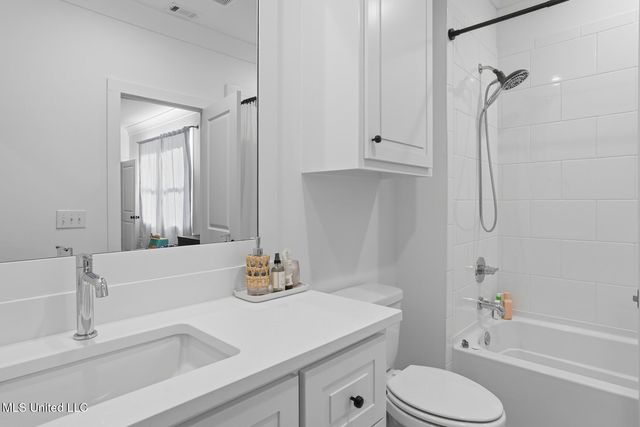 703 Ivywood Court, Madison, MS 39110