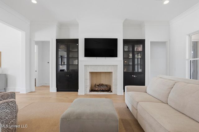 703 Ivywood Court, Madison, MS 39110