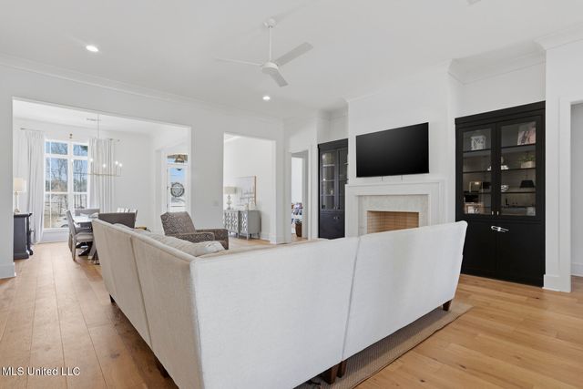 703 Ivywood Court, Madison, MS 39110