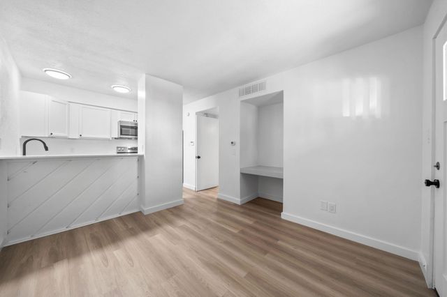 2410 Longview ST D-101, Austin, TX 78705