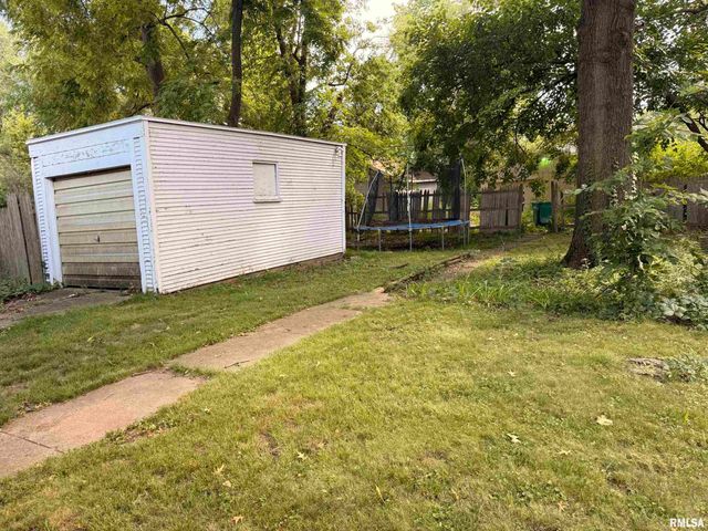 1006 W THRUSH Avenue, Peoria, IL 61604
