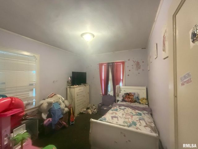 1006 W THRUSH Avenue, Peoria, IL 61604