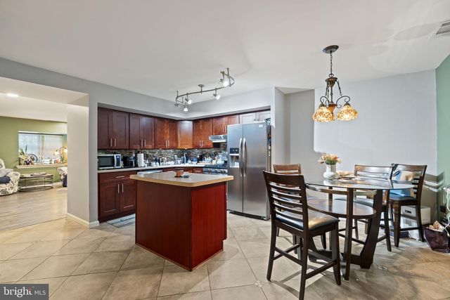 6925 SPRAGUE ST, Philadelphia, PA 19119