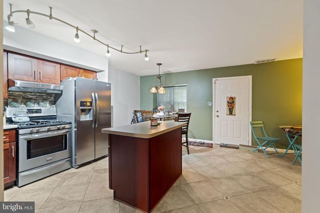 6925 SPRAGUE ST, Philadelphia, PA 19119