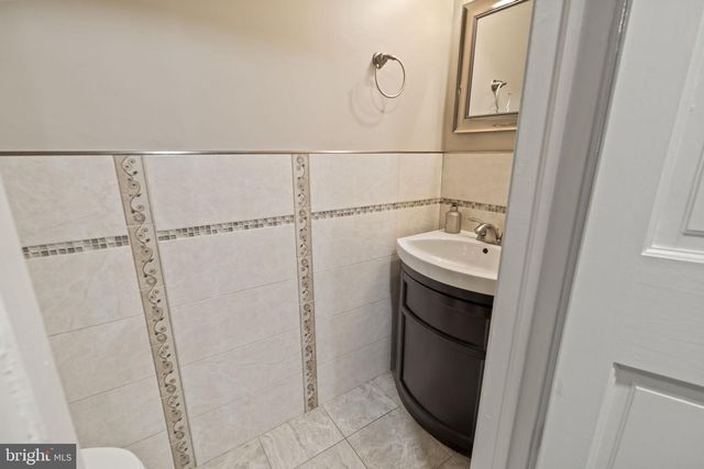 6925 SPRAGUE ST, Philadelphia, PA 19119