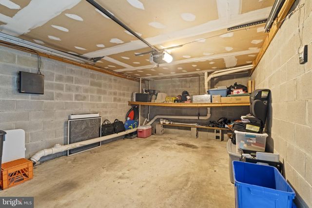 6925 SPRAGUE ST, Philadelphia, PA 19119