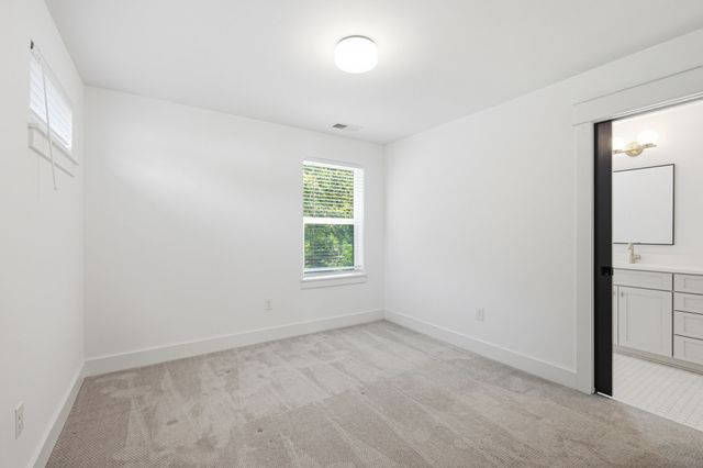 320B Leafland Ave, Nashville, TN 37210