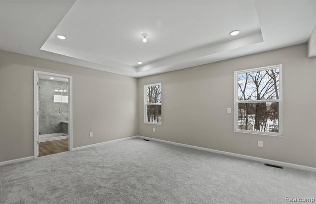 59559 Schuss Gully Drive, New Hudson, MI 48165