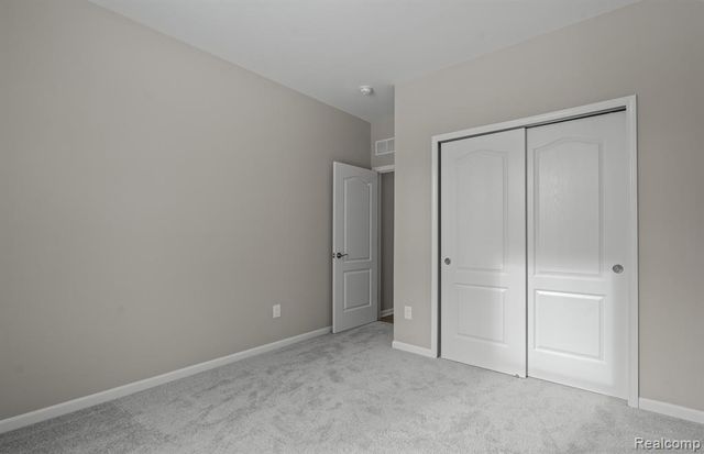 59559 Schuss Gully Drive, New Hudson, MI 48165