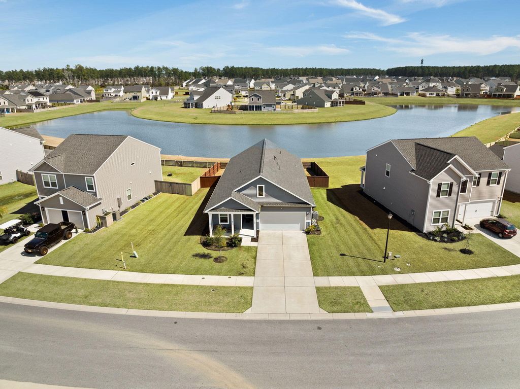 769 Sienna Way, Summerville, SC 29486