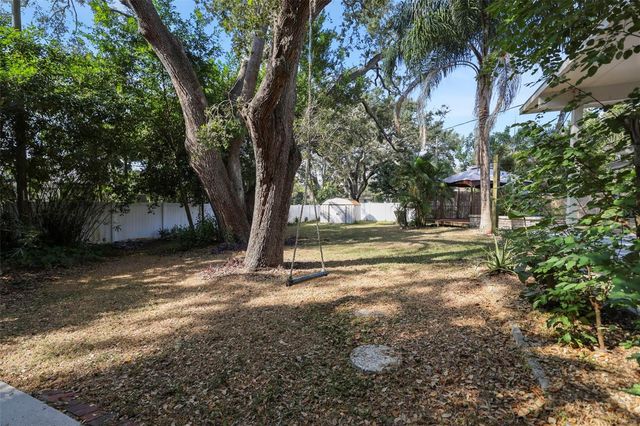 951 GREENWAY AVENUE, Dunedin, FL 34698
