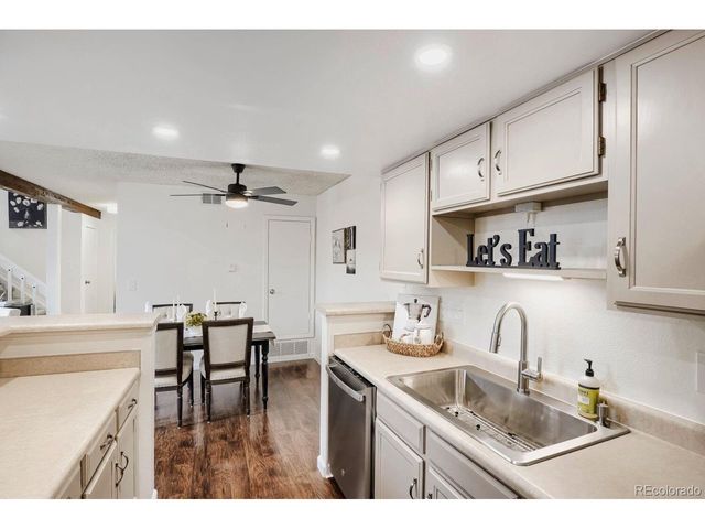 931 S Zeno Way 207, Aurora, CO 80017