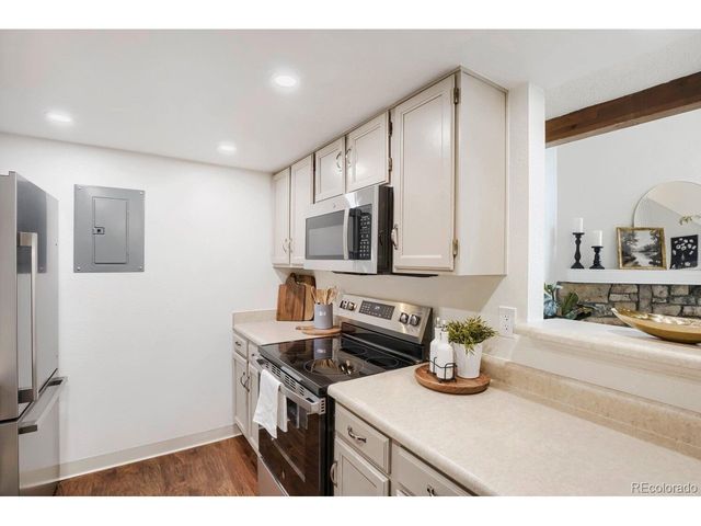 931 S Zeno Way 207, Aurora, CO 80017