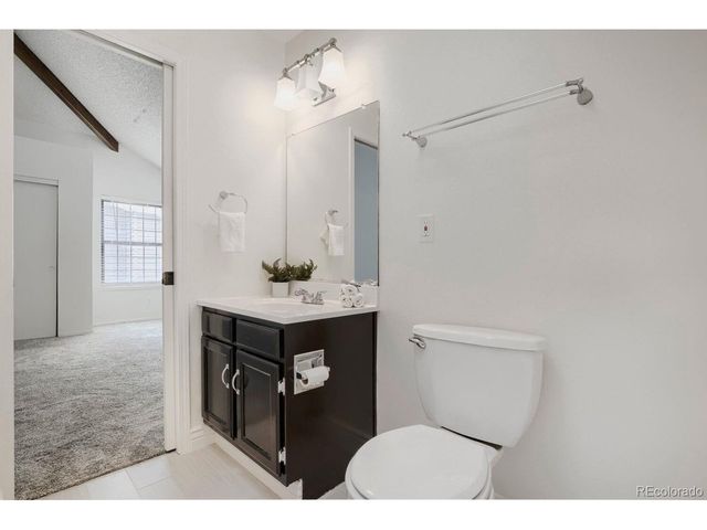 931 S Zeno Way 207, Aurora, CO 80017