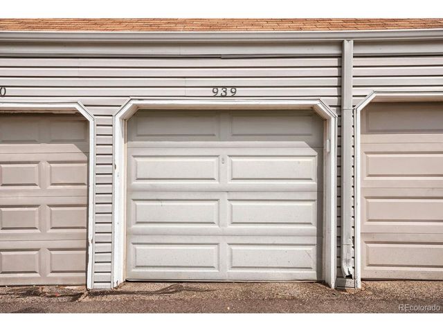 931 S Zeno Way 207, Aurora, CO 80017