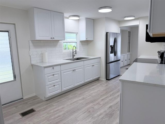 2236 GONDOLA DRIVE, Sarasota, FL 34238