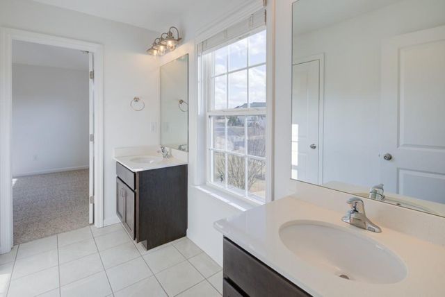 6660 Canyon Cove, Cumming, GA 30028