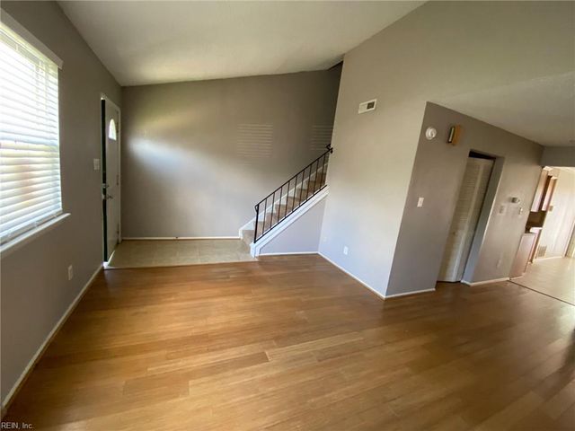 1324 Sierra DR, Virginia Beach, VA 23453